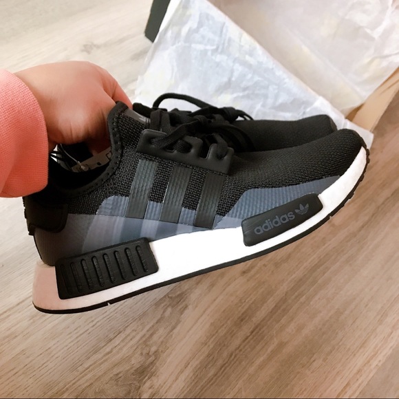 Adidas NMD R1 - Picture 6 of 8